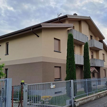 Colleoni'S Lodge Casa Vacanze Con 2 Appartamenti Verdellino Eksteriør bilde